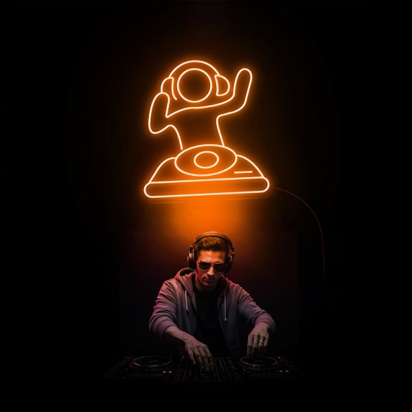 DJee Hết Nấc | Đèn LED Neon DJ Vui Vẻ 🎧💜🎶