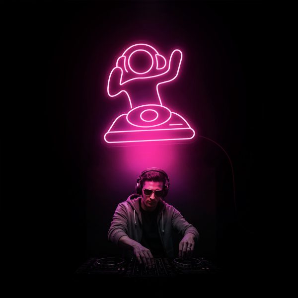 DJee Hết Nấc | Đèn LED Neon DJ Vui Vẻ 🎧💜🎶