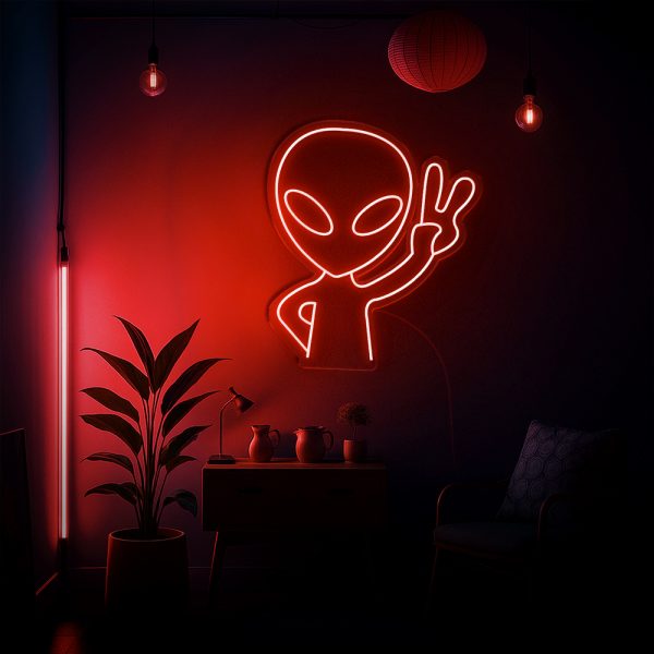 Chill With Alien 👽 Tín hiệu lạ phát ra từ… phòng bạn rồi đấy!